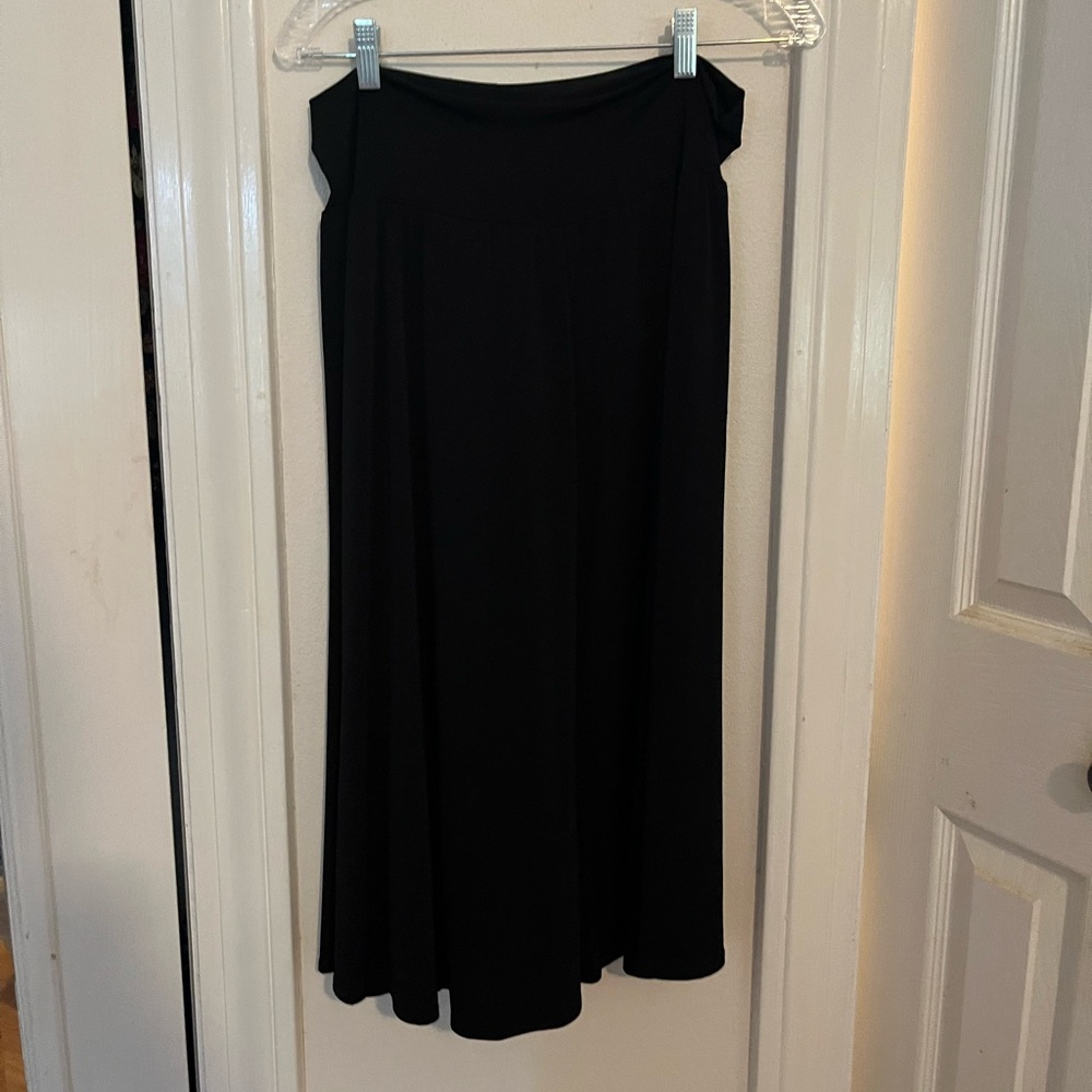 Jonden Skirt - Picture 2 of 4